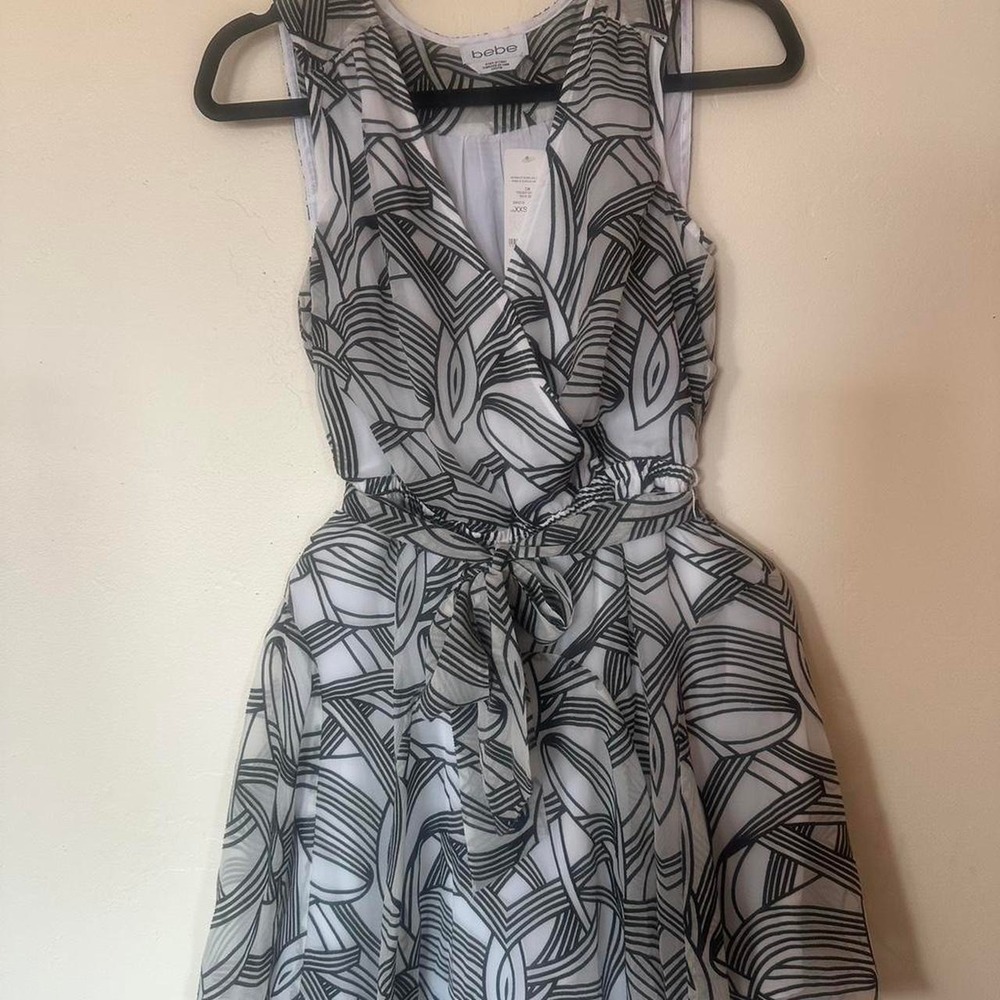 NWT Bebe black‎ and white dress Size XXS whimsical summer fairy whimsy